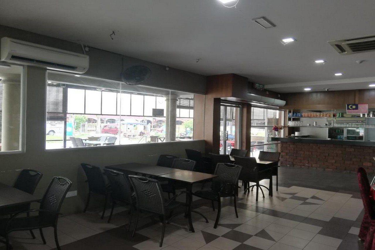 Hotel Damai Parit Buntar Ngoại thất bức ảnh