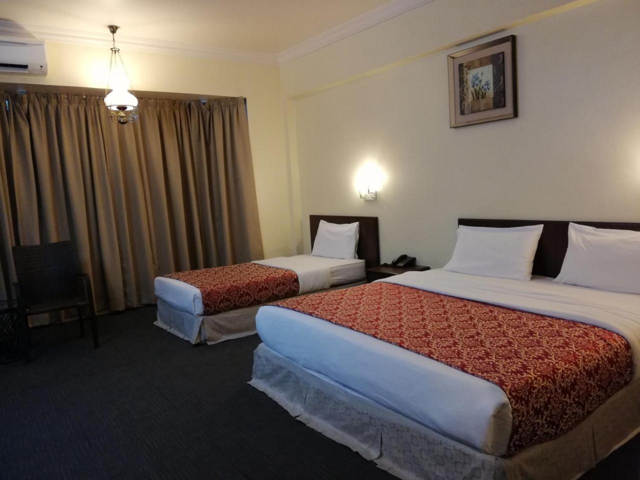 Hotel Damai Parit Buntar Ngoại thất bức ảnh